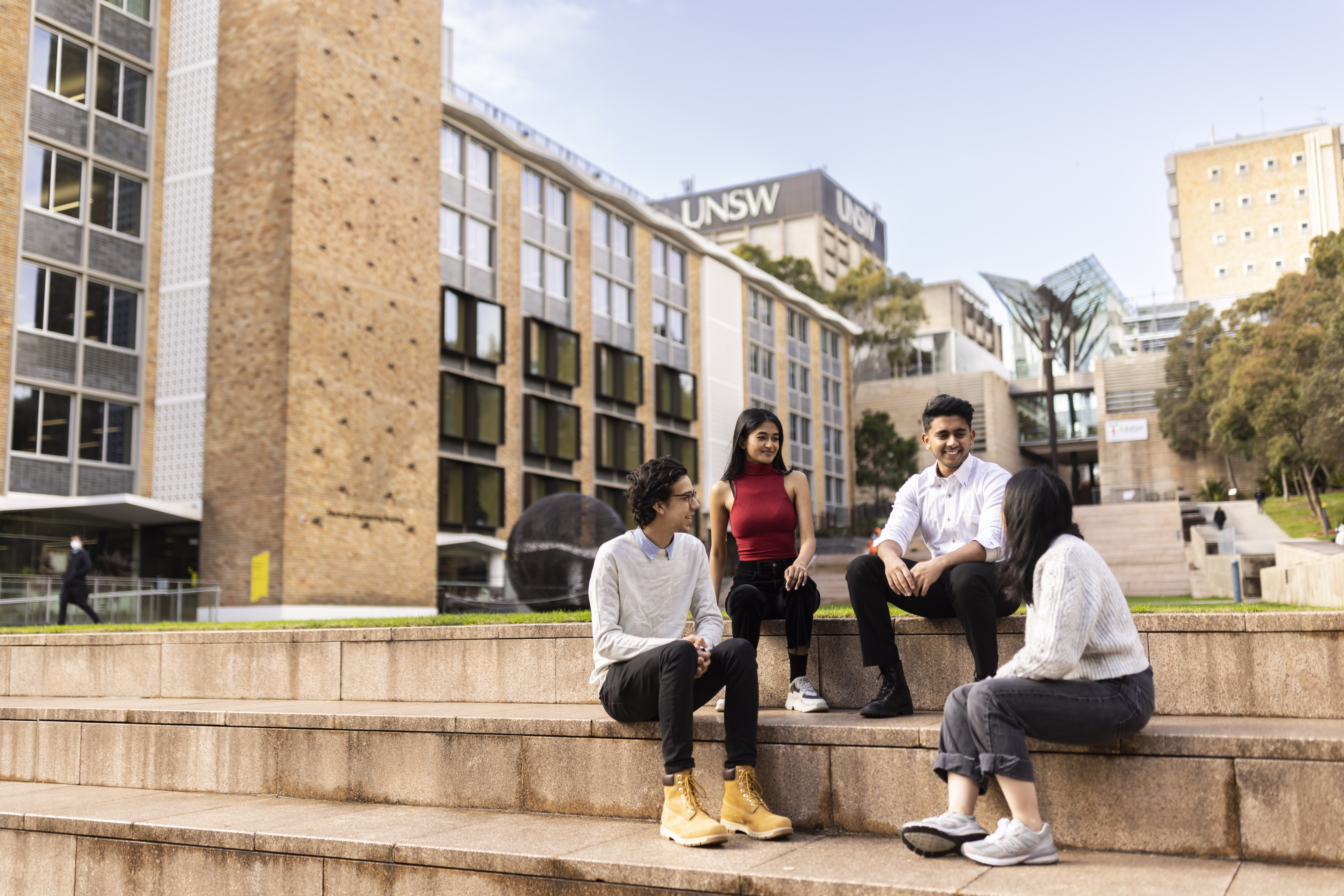 Students on University Mall