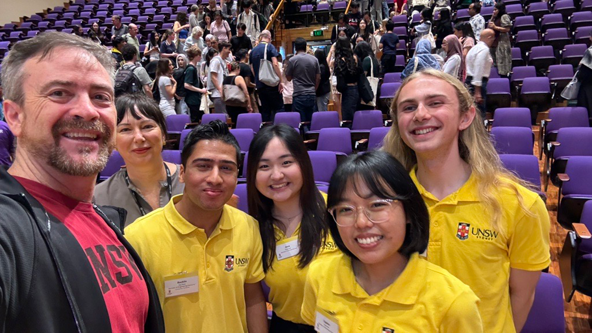 Vice-Chancellor and President Attila Brungs with Gateway Ambassadors on Open Day