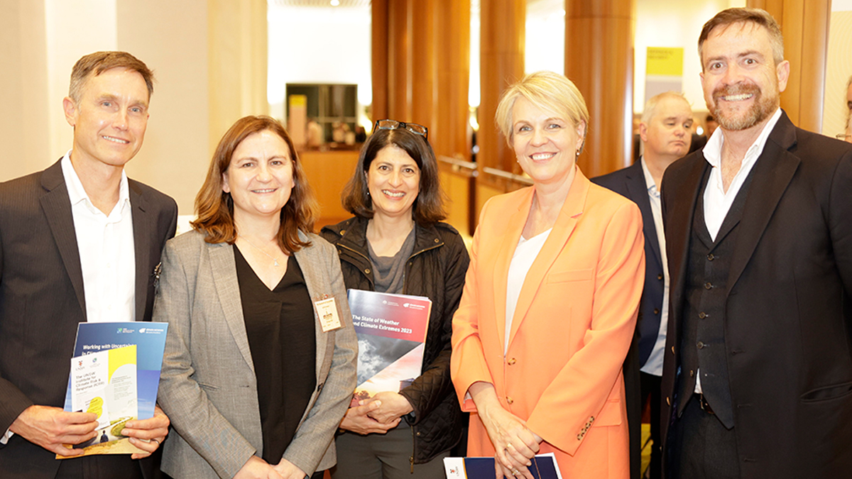 UNSW Professor Ben Newell (Psychology), UNSW Professor Lisa Alexander (Climatology), UNSW Knowledge Broker Angela Kaplish, Minister for the Environment Tanya Plibersek and UNSW Vice-Chancellor Professor Attila Brungs at the 75th anniversary Powered by UNSW event.