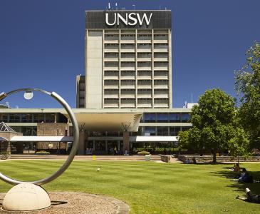 View across Library Lawn to the UNSW library